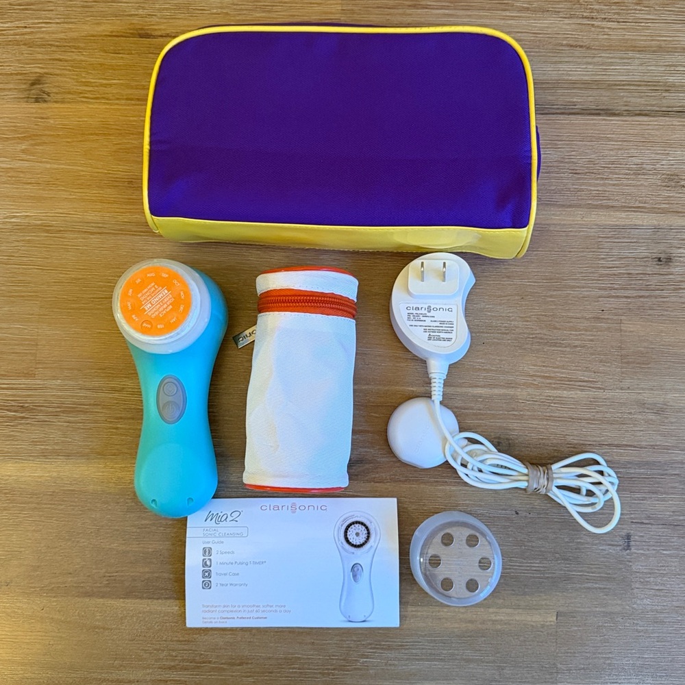 Light blue Clarisonic Mia 2